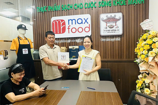 Ký Kết Hợp Đồng Chuyển Nhượng