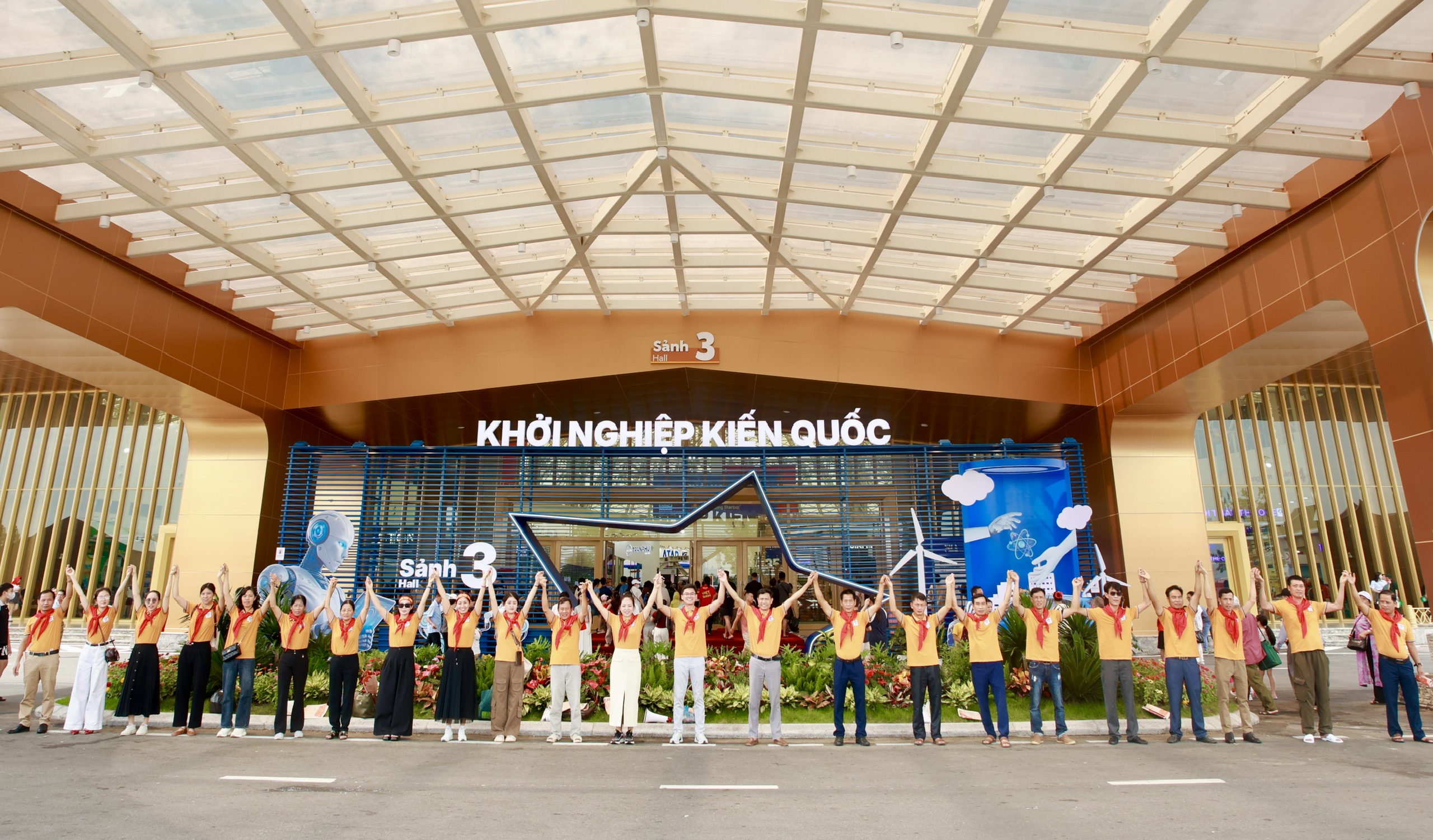 Khởi nghiệp kiến quốc - kiến tạo cơ hội kinh doanh bền vững cho hàng nghìn gia đình Việt - Ảnh: CVF
