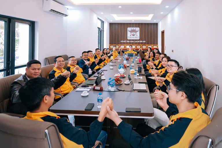 Tinh thần đoàn kết – minh bạch – yêu thương chính là nền tảng vững chắc tạo nên một Chợ Viềng Food vững mạnh – Ảnh: CVF