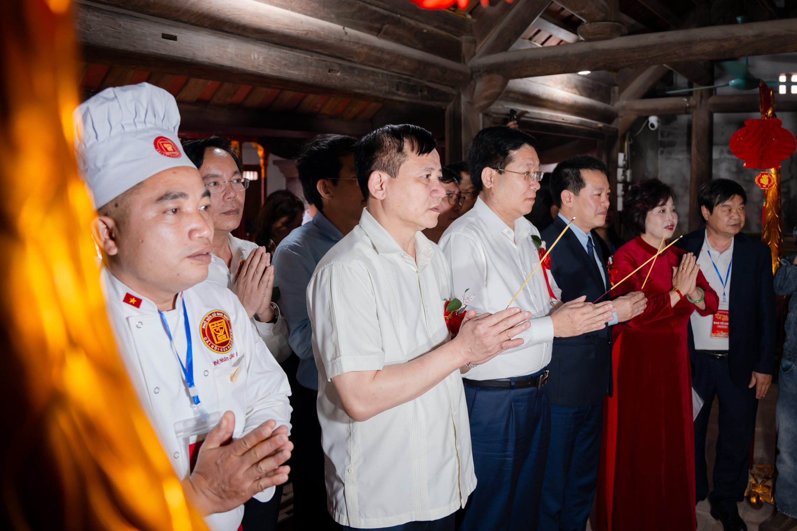 Nghi lễ dâng hương Tổ nghề tại Đền Vân Cù