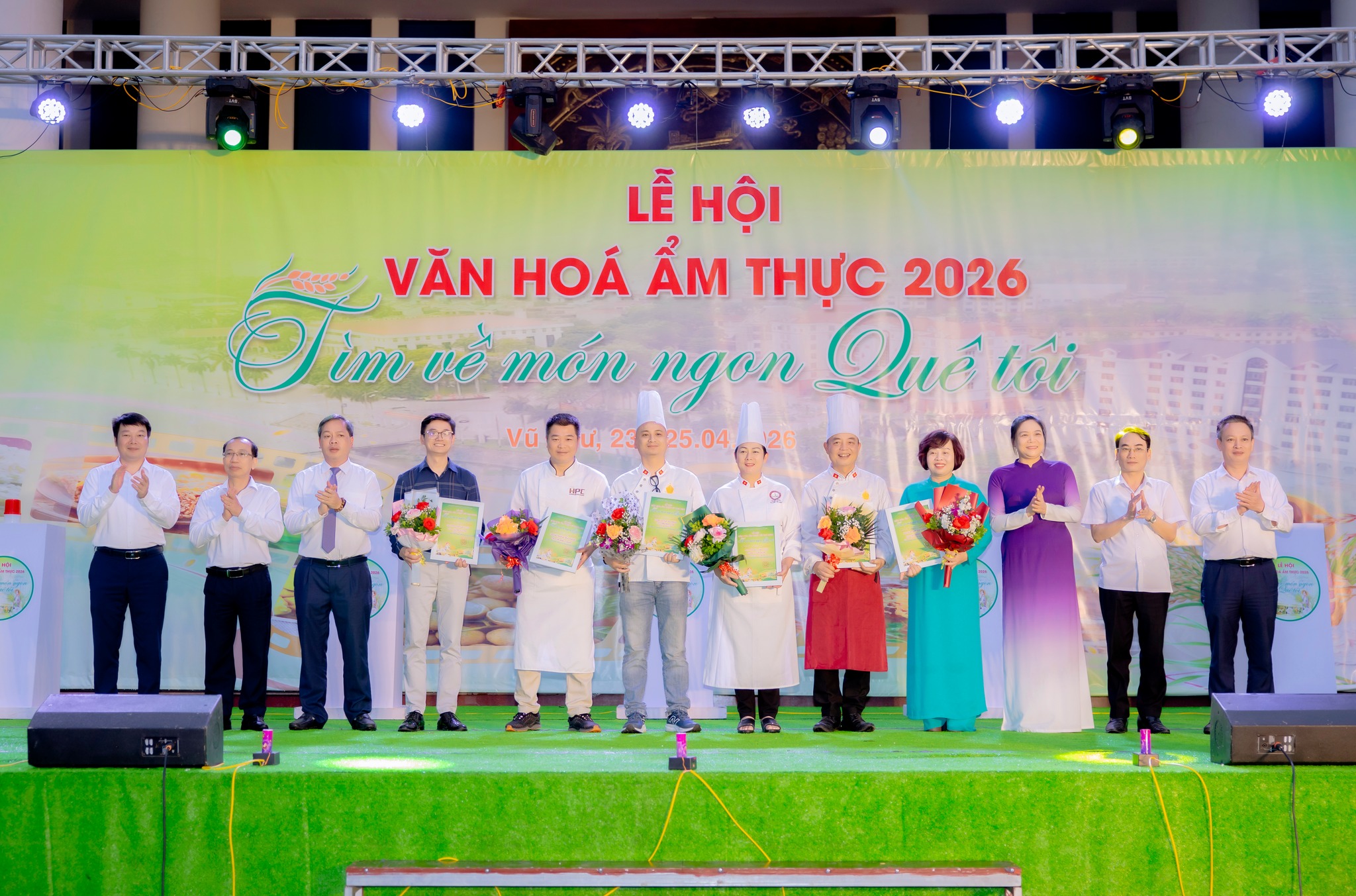 Không chỉ là dịp thưởng thức món ngon, mà còn là không gian hội tụ để cùng nhau bảo tồn, lan tỏa giá trị ẩm thực truyền thống Việt