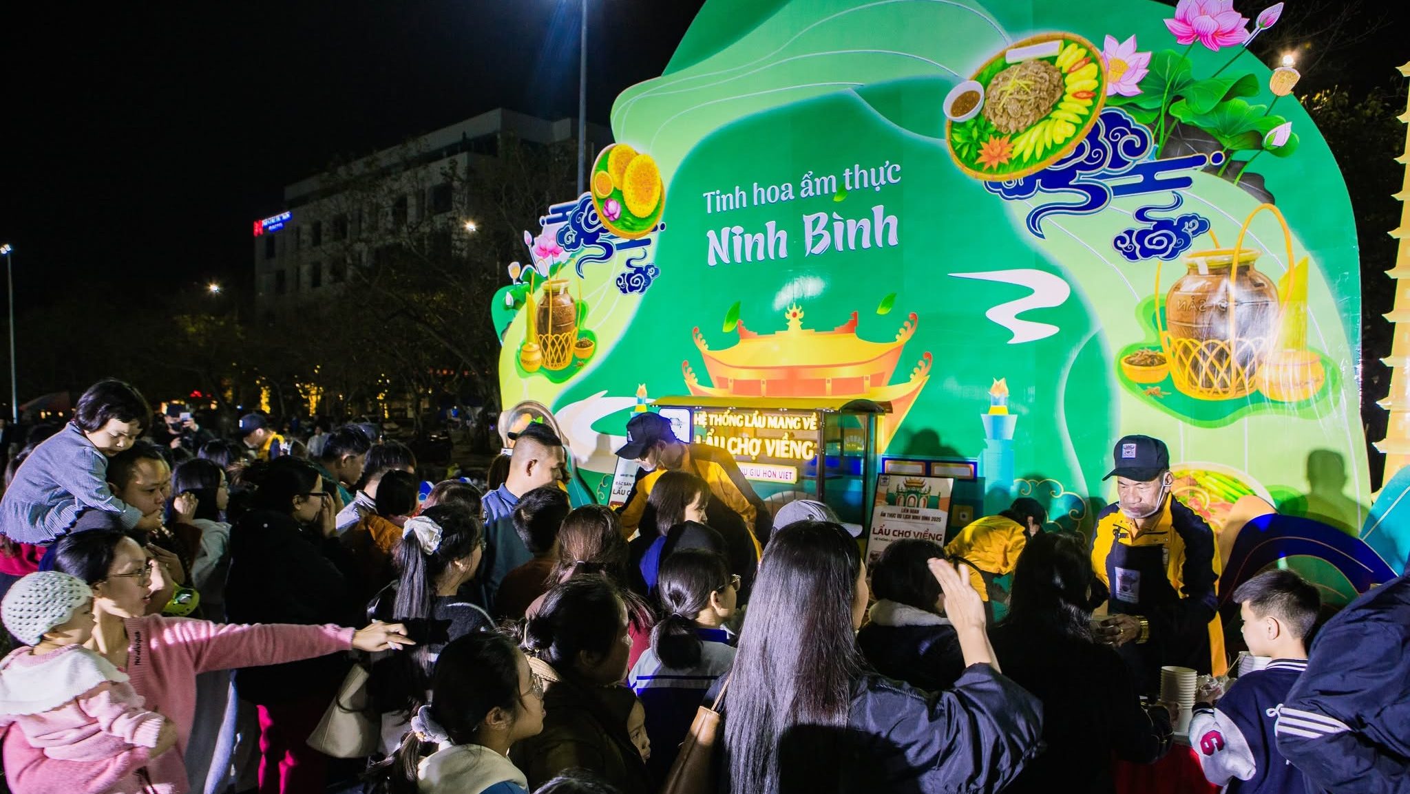 Lẩu Chợ Viềng