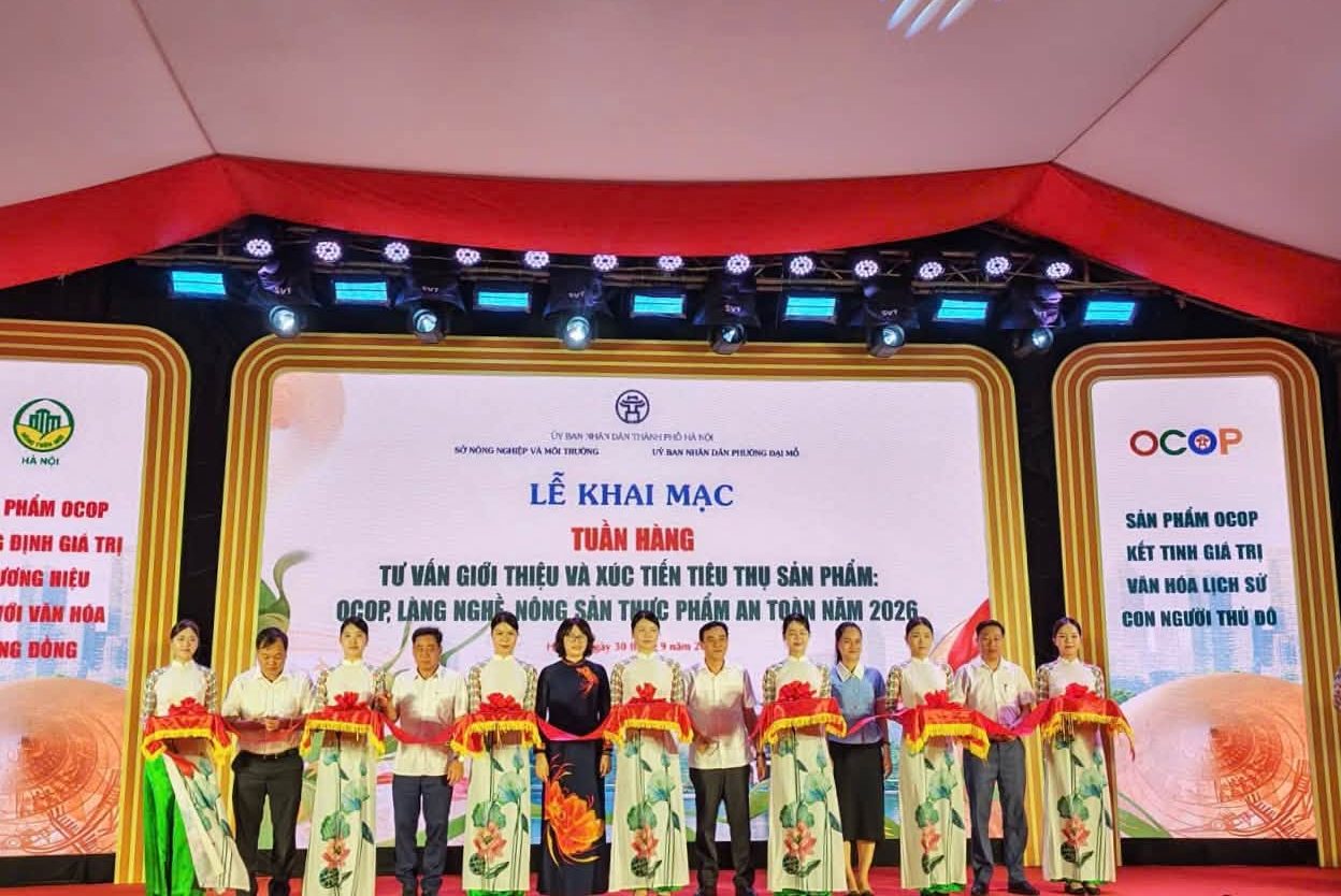 Tuần hàng tư vấn, giới thiệu và xúc tiến tiêu thụ sản phẩm OCOP, làng nghề, nông sản thực phẩm an toàn năm 2026 tại Công viên Phùng Khoang